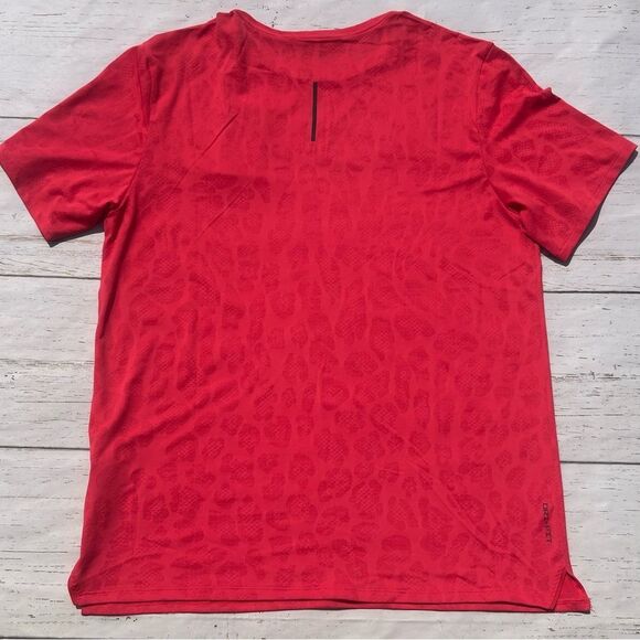 Nike Rise 365 Run Division Dri-FIT Running Top Mens Medium FZ0613-629 - Picture 9 of 9